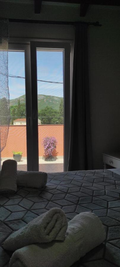 Villa Skabus - Apartment เลียปาเดส ภายนอก รูปภาพ